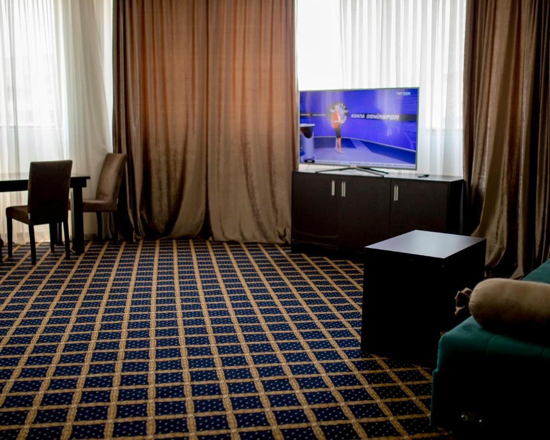 Corniche Hotel Baku Extérieur photo