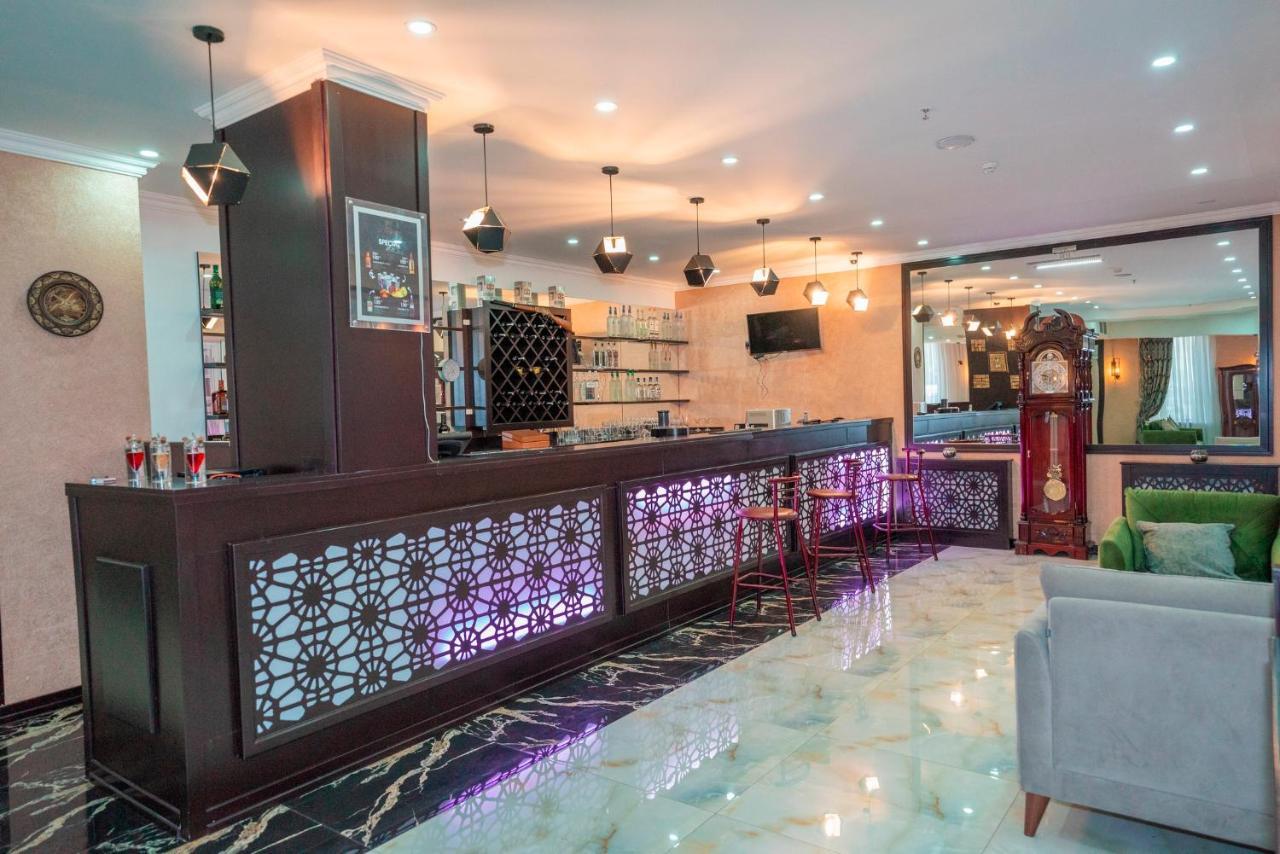 Corniche Hotel Baku Extérieur photo