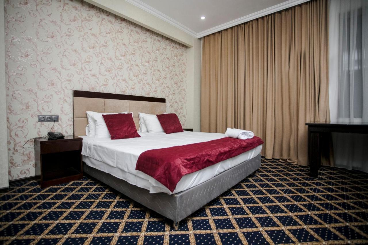 Corniche Hotel Baku Extérieur photo
