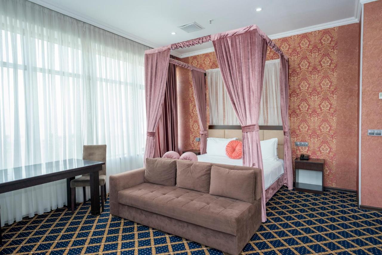 Corniche Hotel Baku Extérieur photo