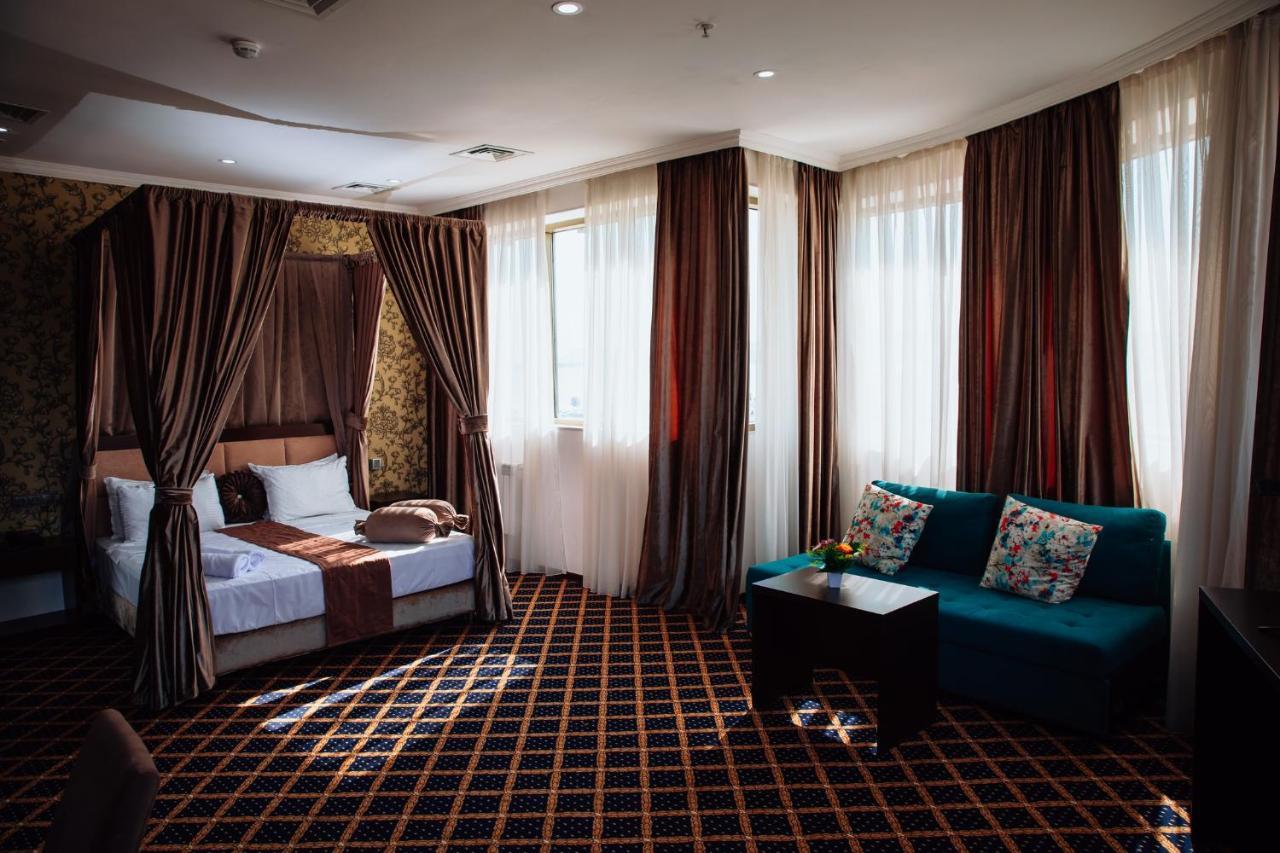 Corniche Hotel Baku Extérieur photo